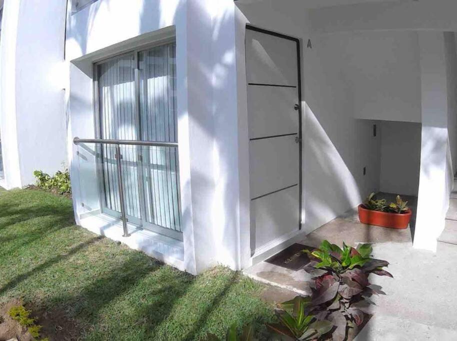 Cachito De Cielo, Departamento De Lujo 2 Habitaciones Y Alberca 曼萨尼约 外观 照片